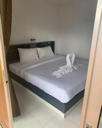 ホテル Calypso Patong House